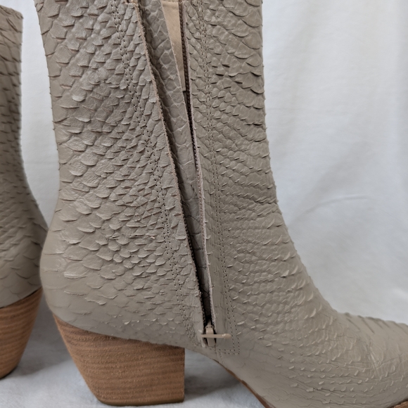 MATISSE Caty Taupe Python Embossed Leather Western Pointed Toe Boots 8.5 - Picture 10 of 11